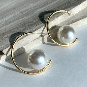NEW ~ Anthropologie XL Pearl Gold Hoop Earrings